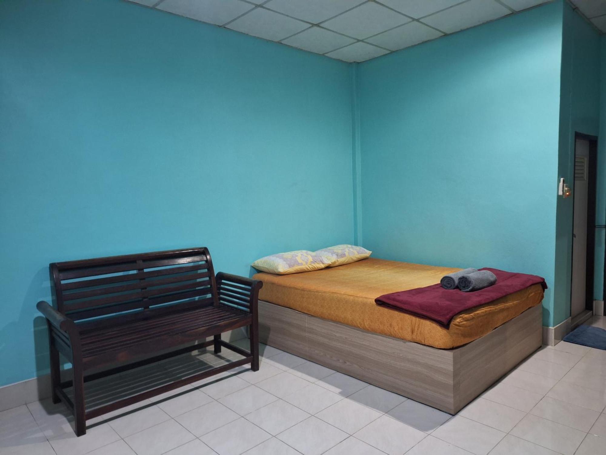 Phonsomboon Guesthouse เกาะเต่า ภายนอก รูปภาพ